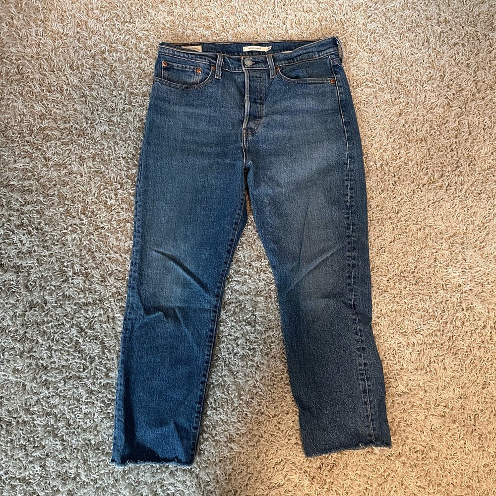 Levi’s Wedgie Straight Jean Size 30